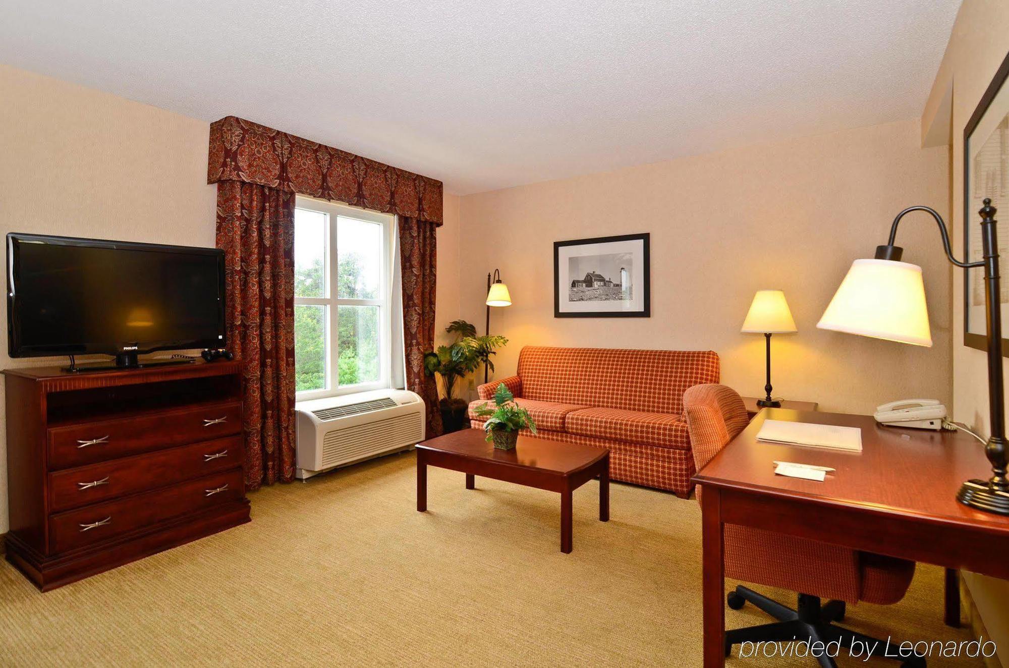 Hampton & By Hilton Hotel Plymouth