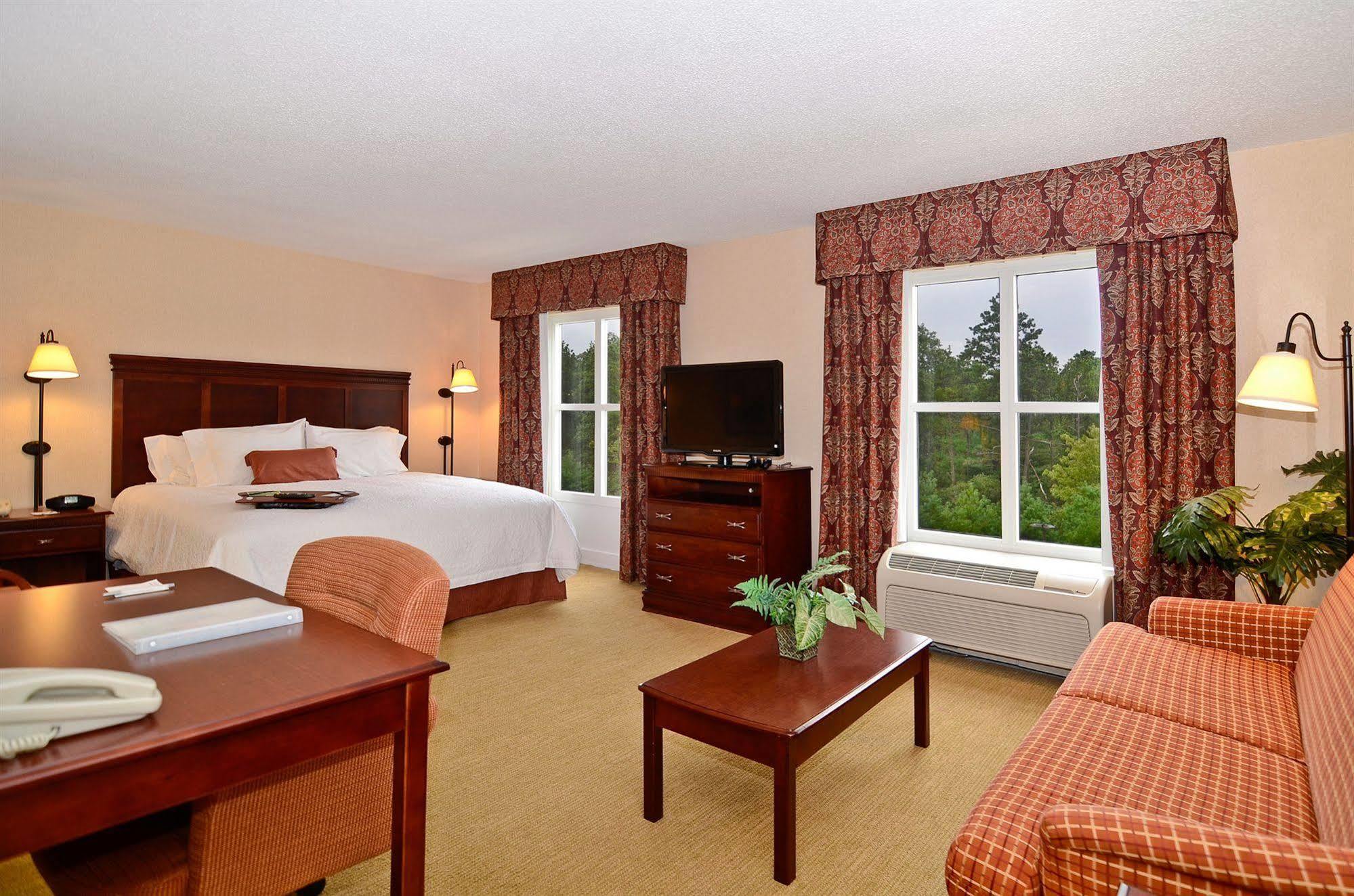 Hampton & By Hilton Hotel